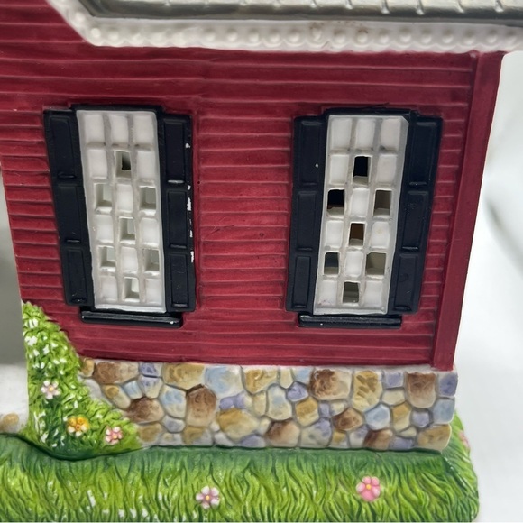 PartyLite Olde World Village Tea Light House #5 School House Exclusive - Picture 12 of 16